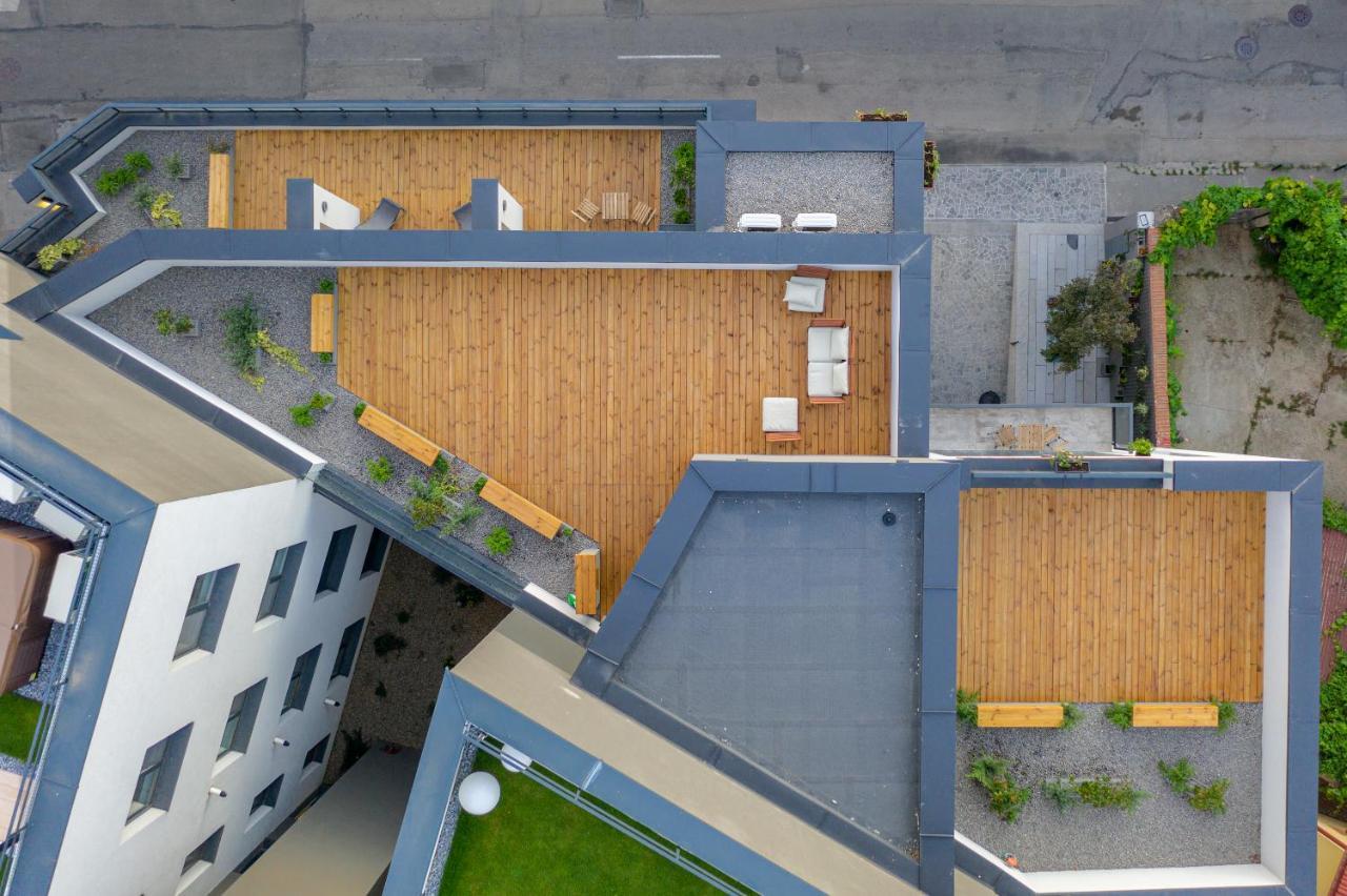 Calvin Aparthotel Oradea Exteriör bild